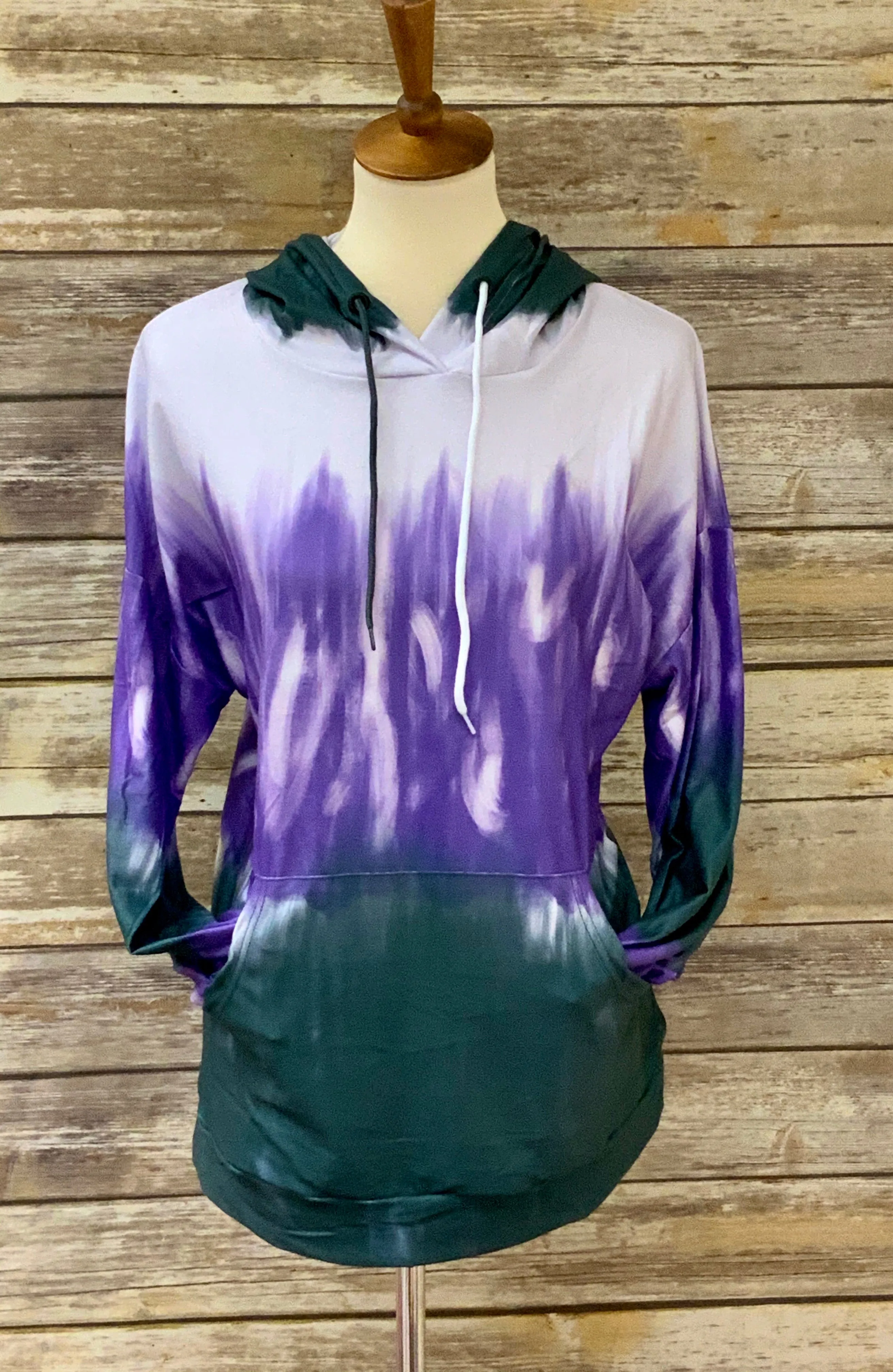Tie Dye Hooded Pullovers