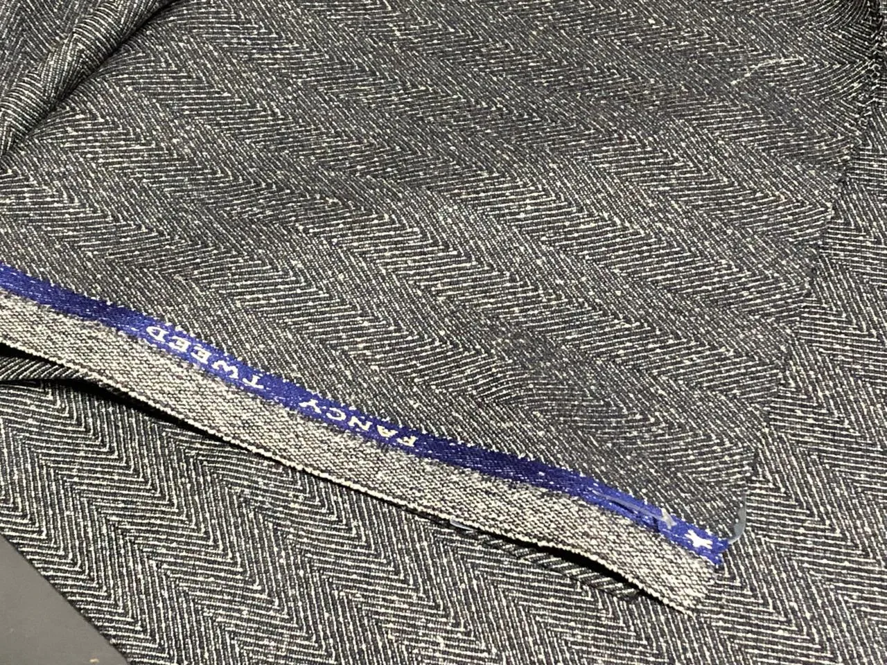TWEED FANCY Suiting Fabric NAVY AND WHITE ZIG ZAG LINES single length of 2 yards  [16582]