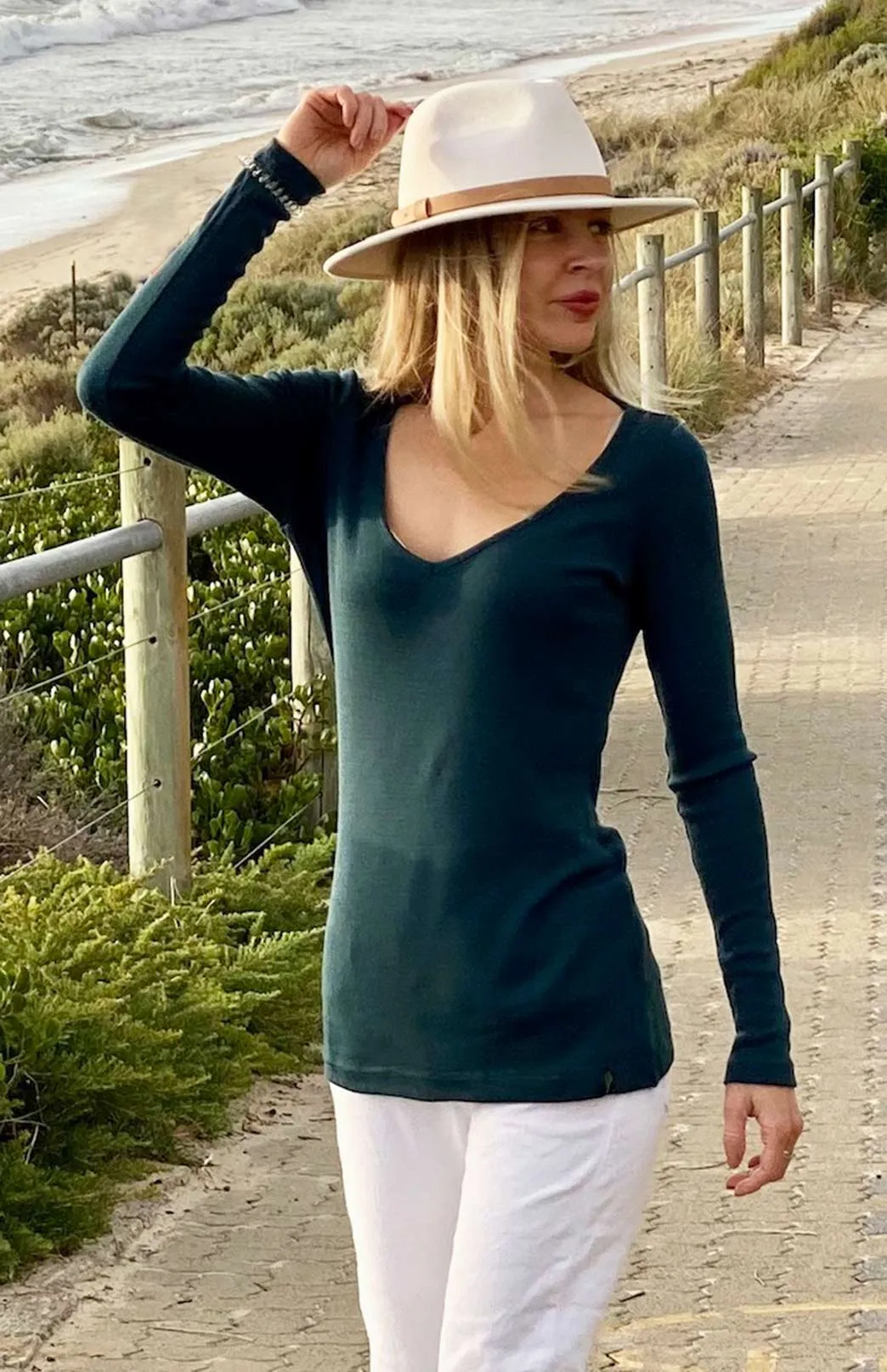 V-Neck (Rib) Top