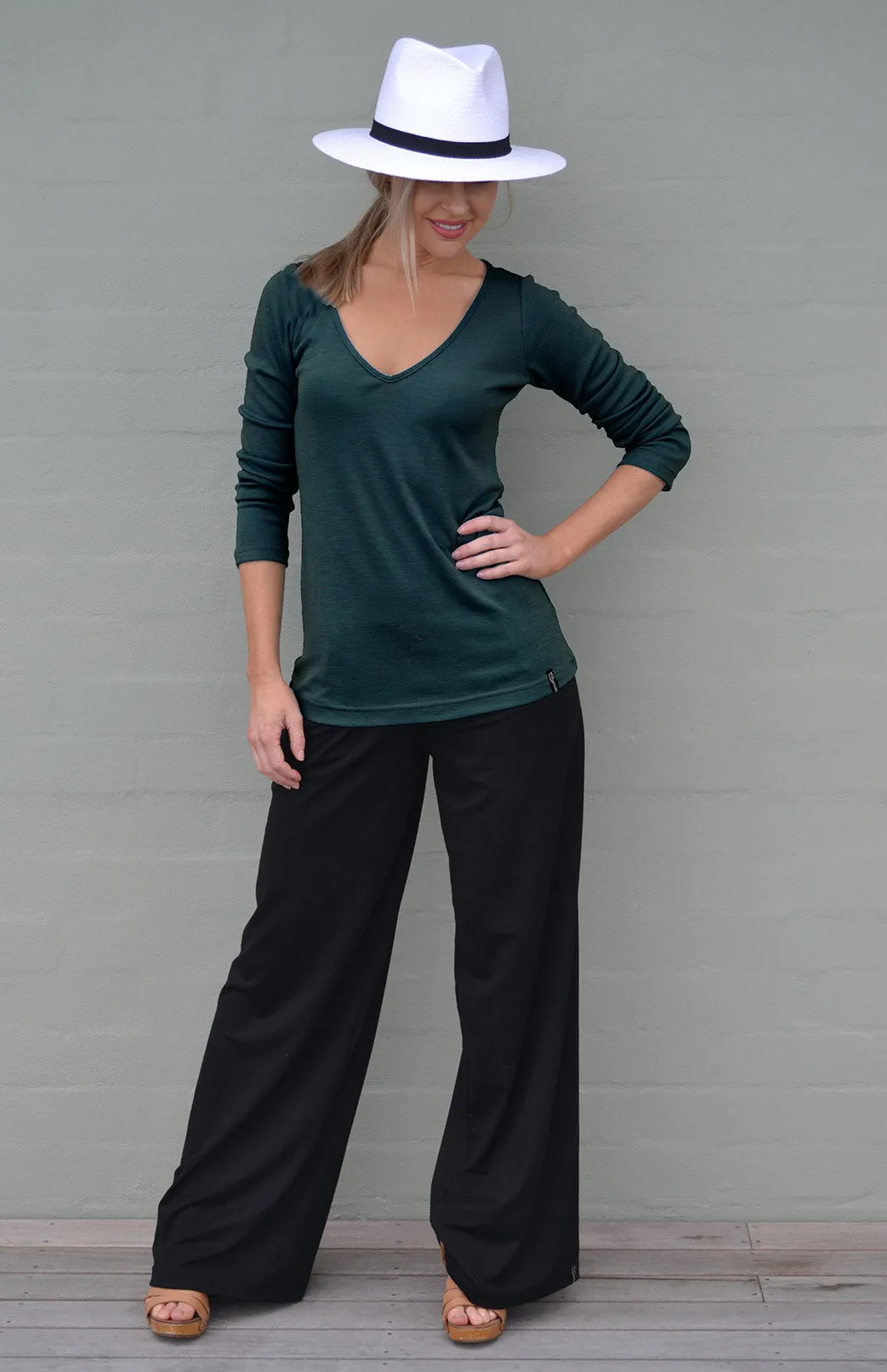 V-Neck (Rib) Top