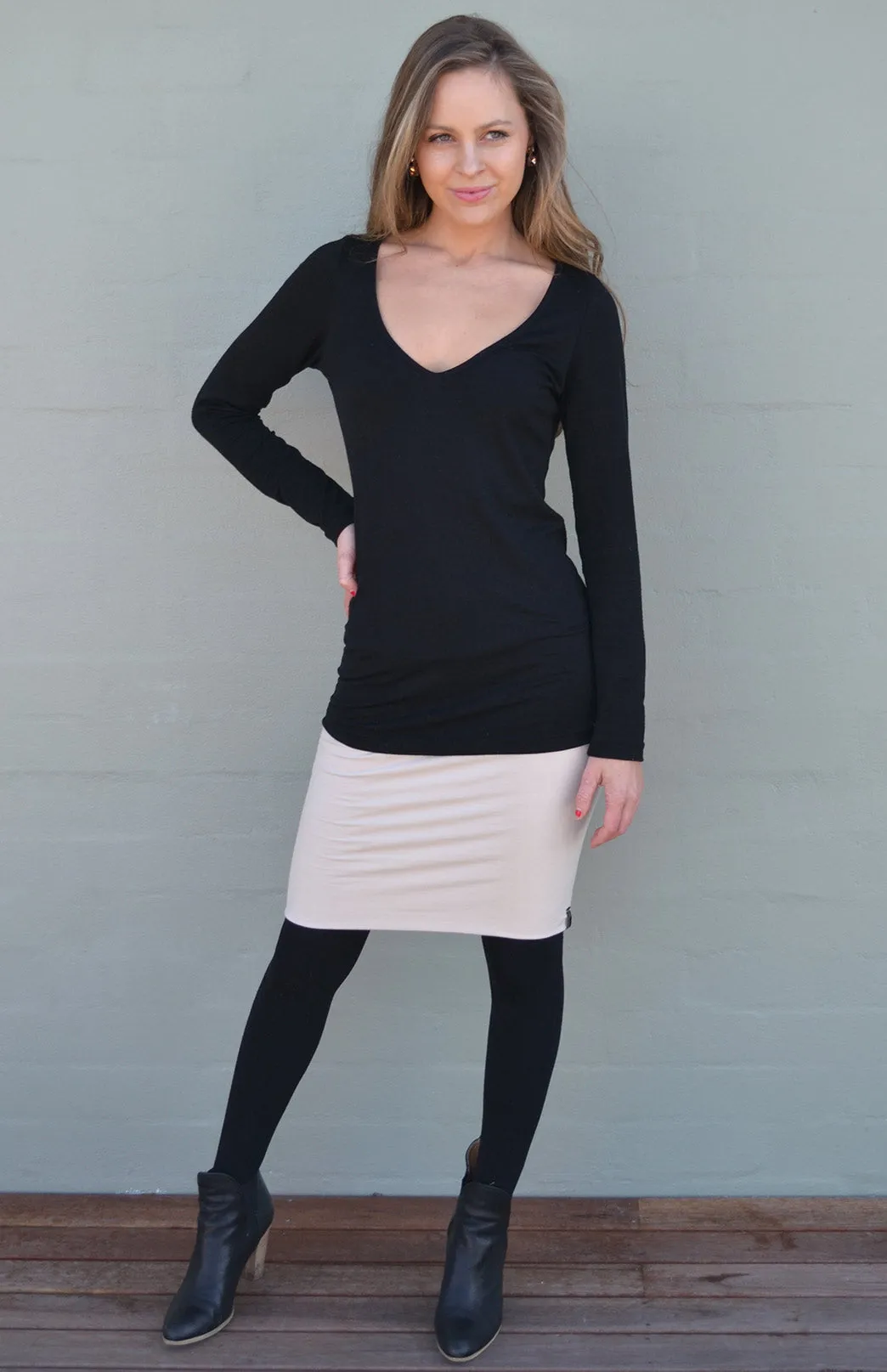 V-Neck (Rib) Top