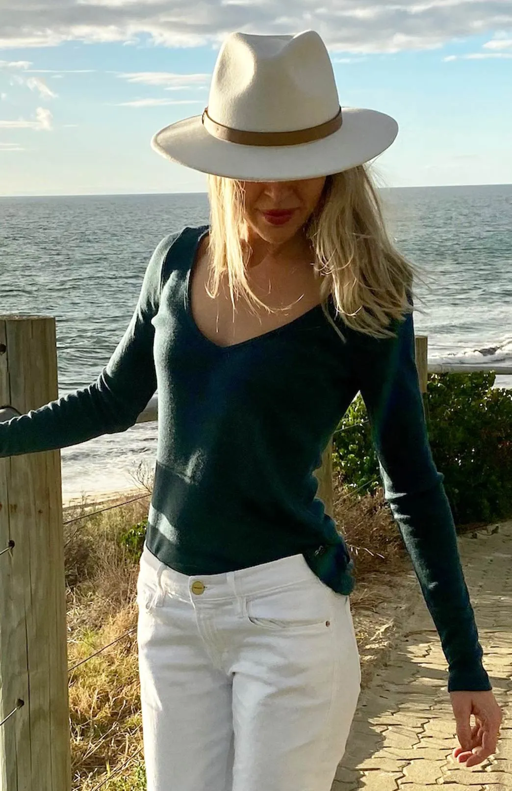 V-Neck (Rib) Top